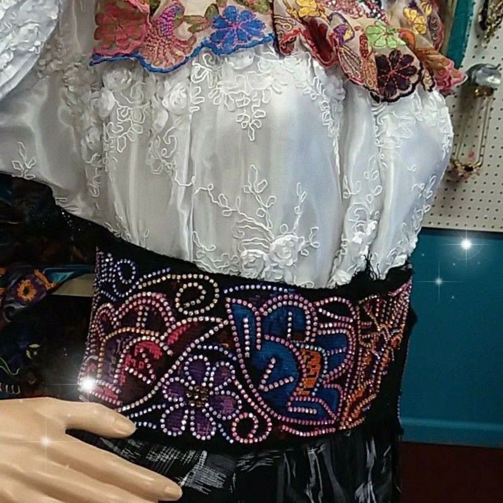 Meet your Posher, Tienda